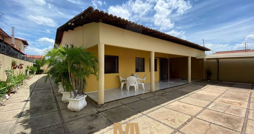 Casa com 04 Quartos, 244m² à Venda | Próxima a UFPI - Zona Leste