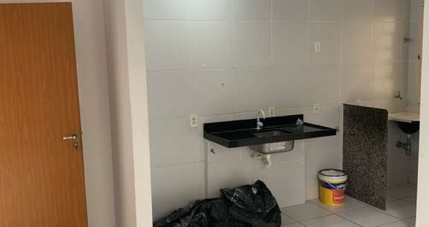 Apartamento com 02 Quartos à Venda | Condomínio Village Leste