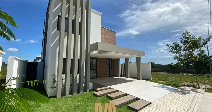 Casa Duplex com 04 Suítes à Venda | Condomínio Petrópolis