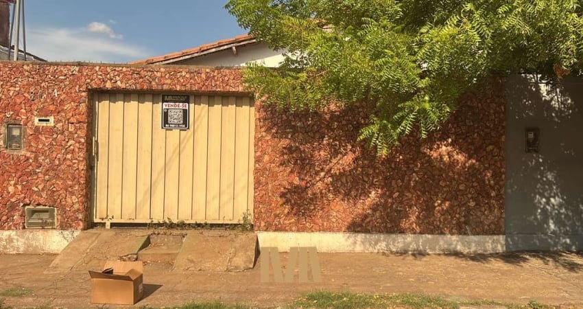 Casa Geminada com 03 Quartos à Venda no Centro de Teresina