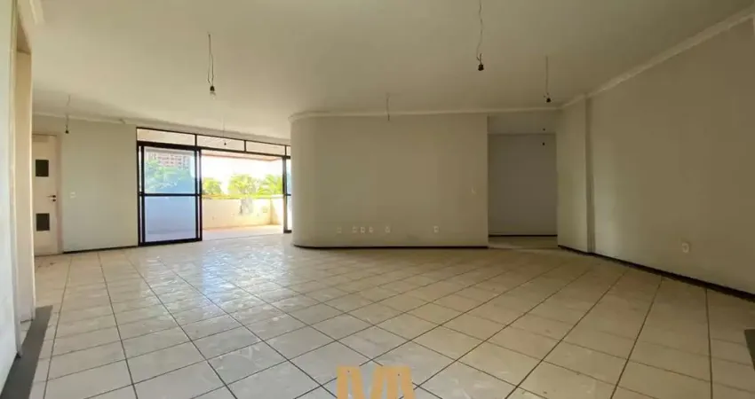 Apartamento 03 Suítes com 200m² à Venda prox. a Av. Homero