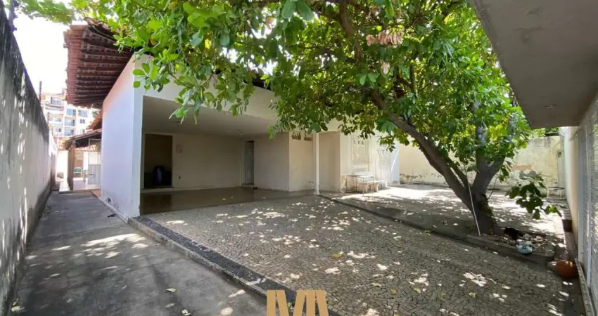 Casa com 5 quartos à venda no Ininga, Teresina