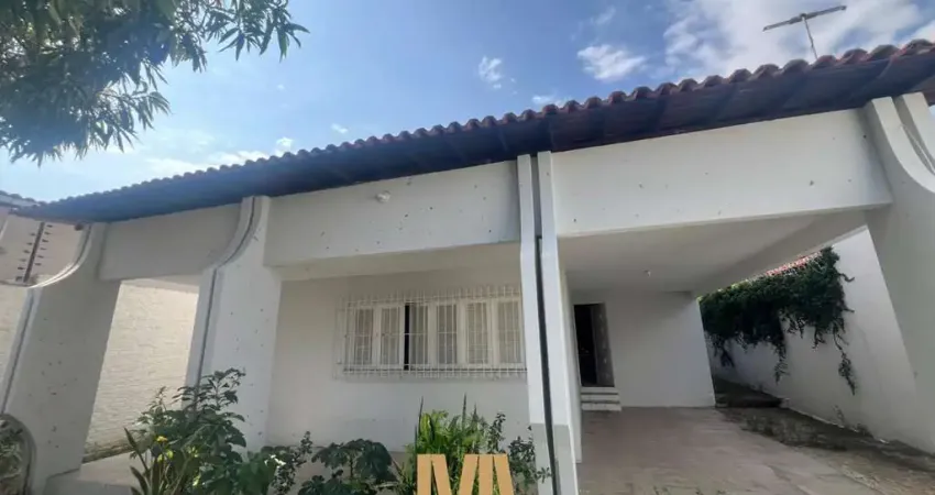 Casa com 3 quartos à venda no Planalto, Teresina