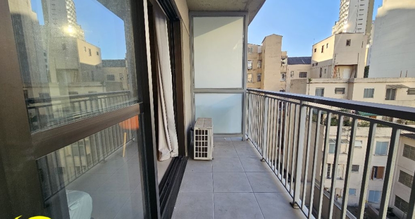 República | Studio Mobiliado | 33 m2 | Varanda | Metrô República
