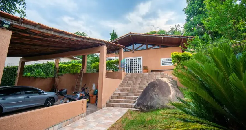 EXCELENTE OPORTUNIDADE . Casa Térrea - 4 dorms -2 suítes o - Granja Viana - Carapicuiba/SP