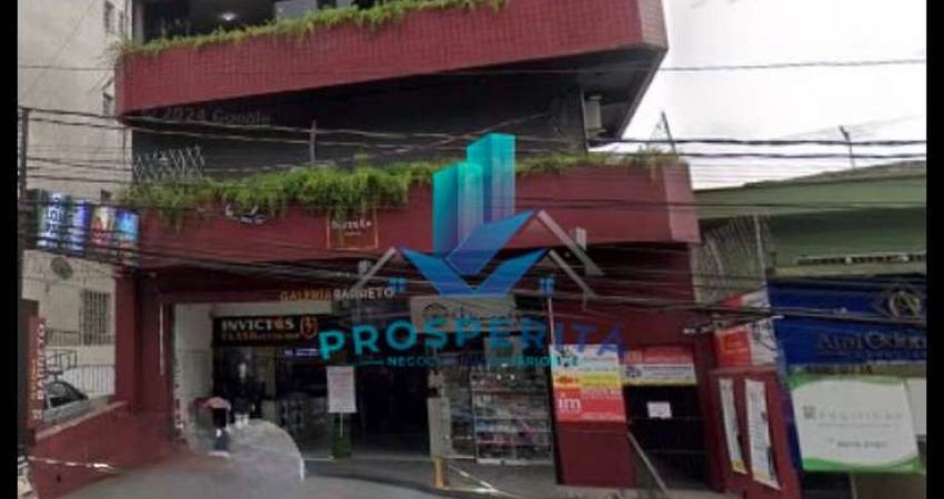 Salão comercial em Centro, Cotia/SP