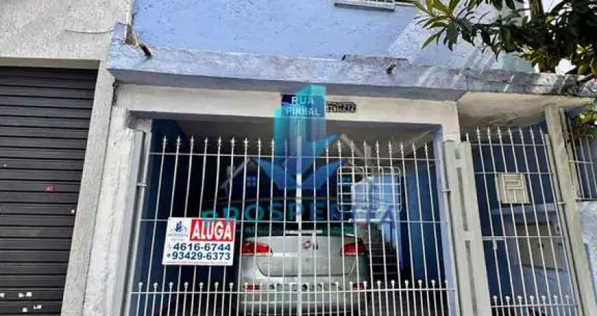 Casa com 3 quartos para alugar na Rua Pinhal, Jardim Sabiá, Cotia