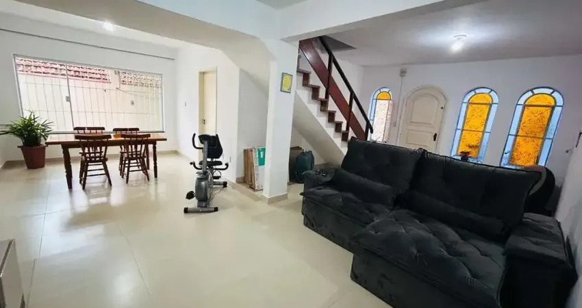 Casa para Venda em Mogi das Cruzes, Vila Lavínia, 4 dormitórios, 1 suíte, 3 banheiros, 3 vagas