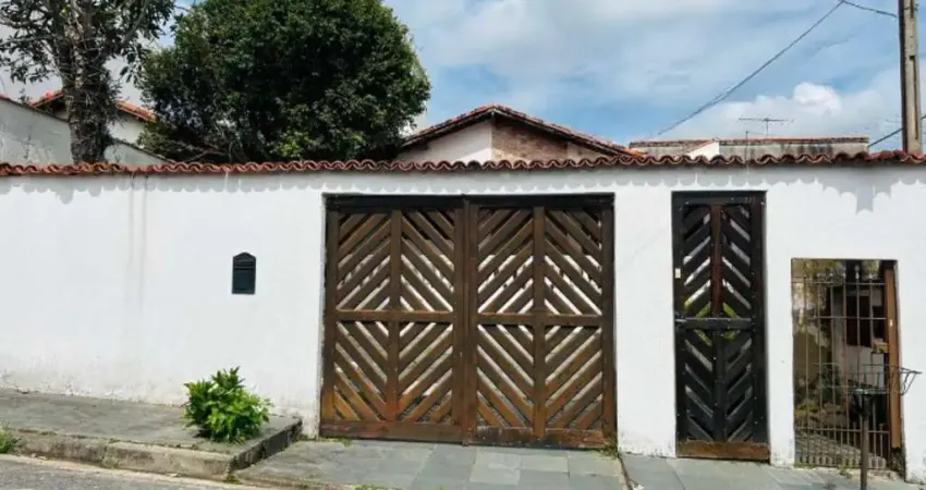 Casa para Venda em Mogi das Cruzes, Conjunto Habitacional São Sebastião, 3 dormitórios, 3 banheiros, 5 vagas