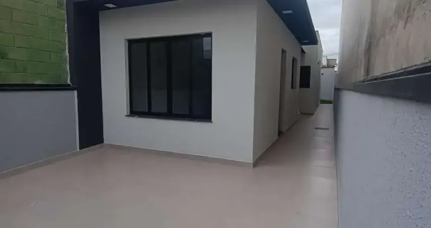 Casa térrea nova à venda na Vila Nova Cintra, em Mogi das Cruzes - SP.