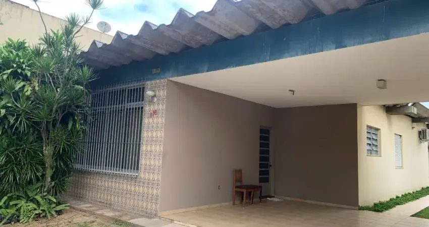 Excelente Casa à Venda na Vila Valença, São Vicente!