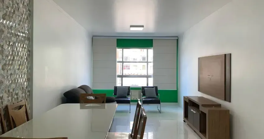 Apartamento para Locação - Dois Dormitórios Reformado e Amplo!