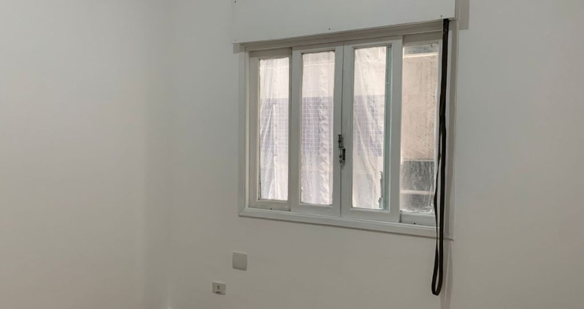 Apartamento de 1 Dormitório para Locação em Frente à Praia no Itararé