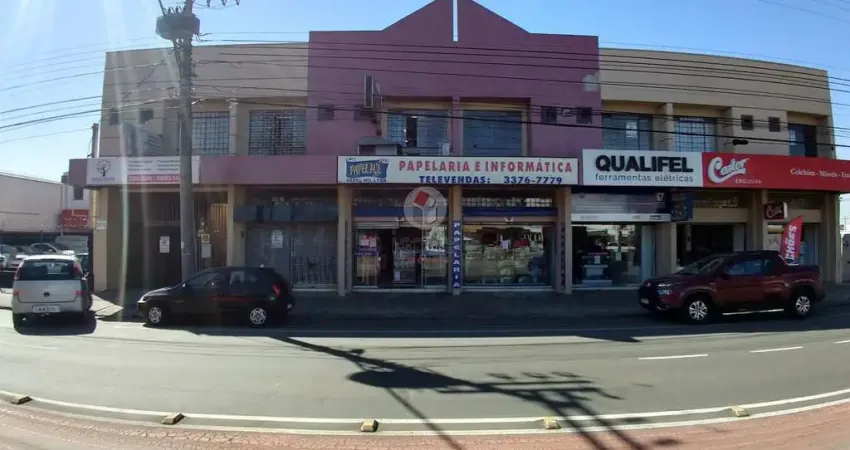 Sala comercial para alugar na Avenida Marechal Floriano Peixoto, 7971, Boqueirão, Curitiba