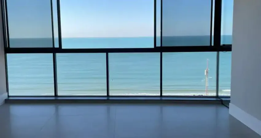 Apartamento 04 suítes frente avenida nereu ramos no coração de meia praia