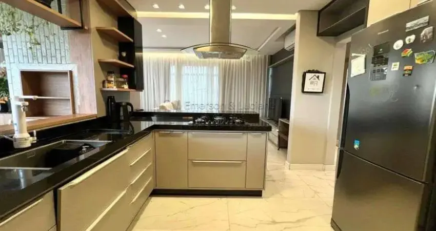Apartamento com 3 quartos em Agronômica - Florianópolis - SC