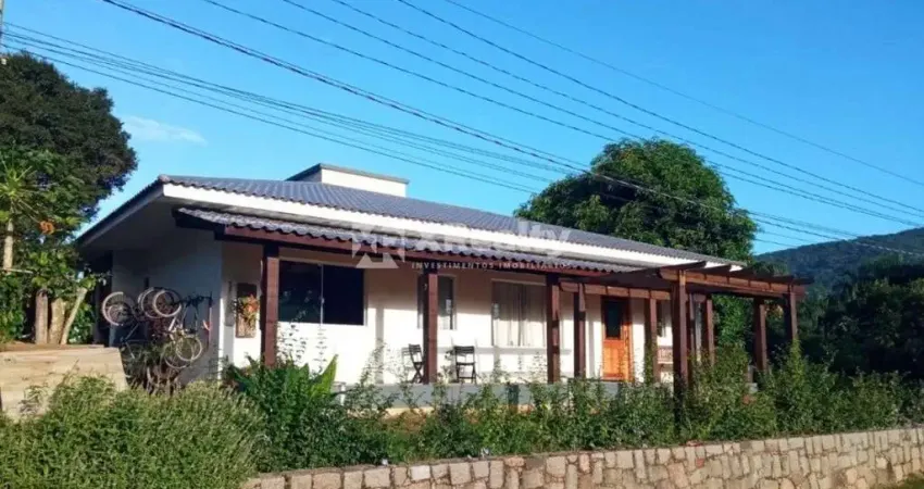 Casa com 3 quartos à venda na Servidão Waldomiro Pereira Carpes, 135, Ribeirão da Ilha, Florianópolis