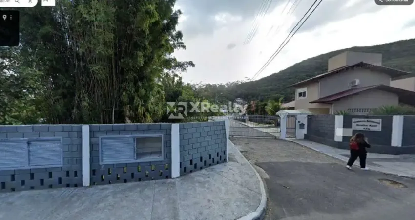 Terreno em condomínio fechado à venda na Rua Isid Dutra, Sambaqui, Florianópolis