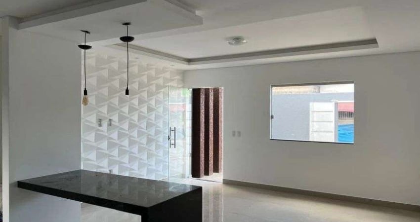 Casa para venda possui 60 metros quadrados com 2 quartos em Baianão - Porto Seguro - BA