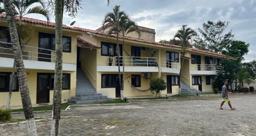 Apartamento mobiliado com 52m², a 200 m da praia de taperapouan
