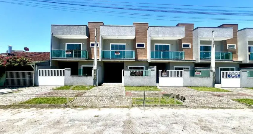 Sobrado para Venda em Guaratuba, Brejatuba, 3 dormitórios, 1 suíte, 2 banheiros, 1 vaga