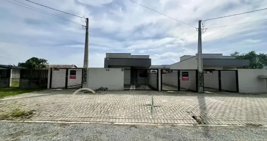 Casa com 2 quartos à venda na Avenida Cascavel, 670, Piçarras, Guaratuba