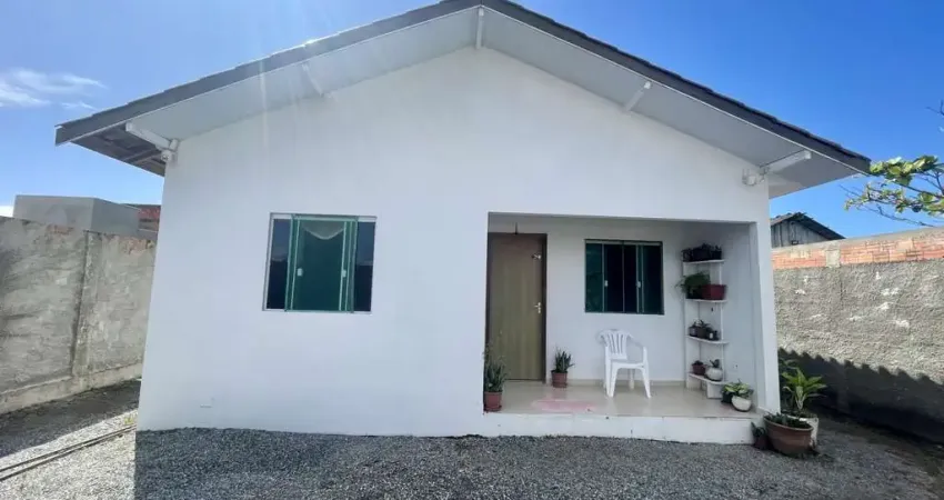 Casa para Venda em Guaratuba, Cohapar, 2 dormitórios, 1 banheiro