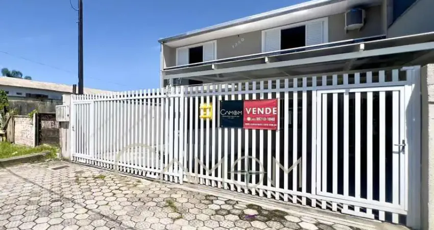 Casa para Venda em Guaratuba, Centro, 5 dormitórios, 1 suíte, 4 banheiros, 4 vagas