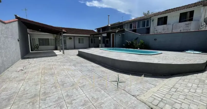 Excelente Casa aconchegante, com piscina para Temporada!!