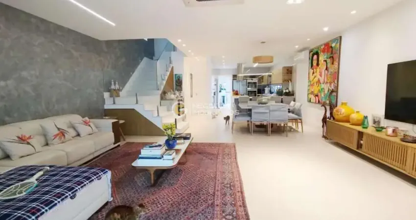 Casa em Condomínio para Venda em Rio de Janeiro, Barra da Tijuca, 3 dormitórios, 2 suítes, 5 banheiros, 3 vagas