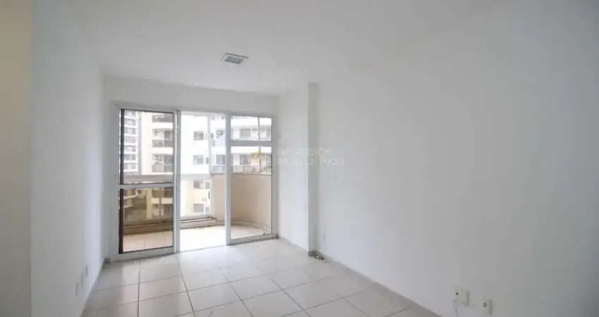 Apartamento para Venda em Rio de Janeiro, Jacarepagua, 2 dormitórios, 1 suíte, 3 banheiros, 1 vaga