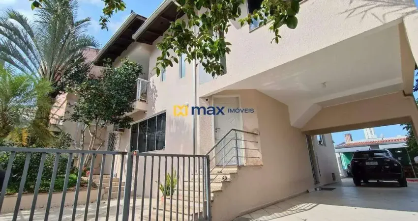 Casa com 04 dormitórios no Ariribá com 210m² de área construída, Balneário Camboriú
