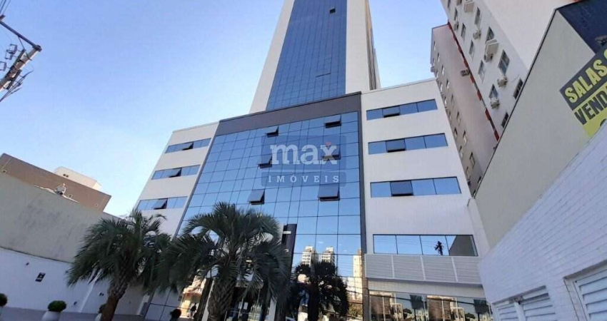Excelente sala comercial localizada no Centro de Itajaí