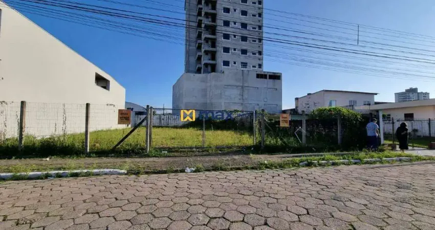 Excelente terreno à venda com 418 m², São João, Itajaí