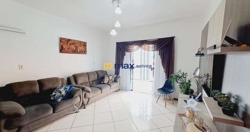 Excelente casa à venda com 4 quartos à venda, São Vicente, Itajaí