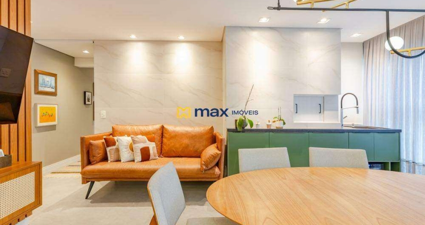 Excelente apartamento mobiliado à venda, 1 suíte + 2 demi suítes Ressacada,Itajaí