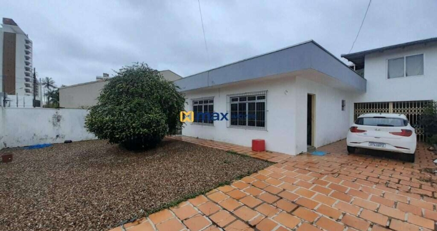 Casa com 3 quartos à venda no São João, Itajaí 