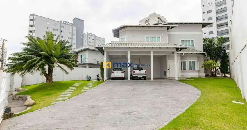 Venda: Ampla casa semi mobiliada com 2 dormitórios + 2 suítes e piscina