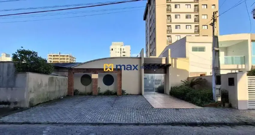 Venda: casa comercial / residencial. bairro centro (navegantes)