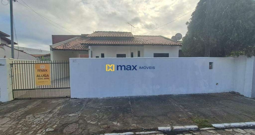 Casa espaçosa com 3 quartos (1 suíte) à venda no bairro Cordeiros em Itajaí