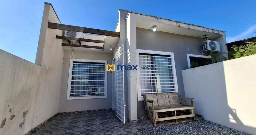 Excelente casa semi mobiliada com 2 quartos (1 suíte) à venda no bairro Santa Regina em Itajaí
