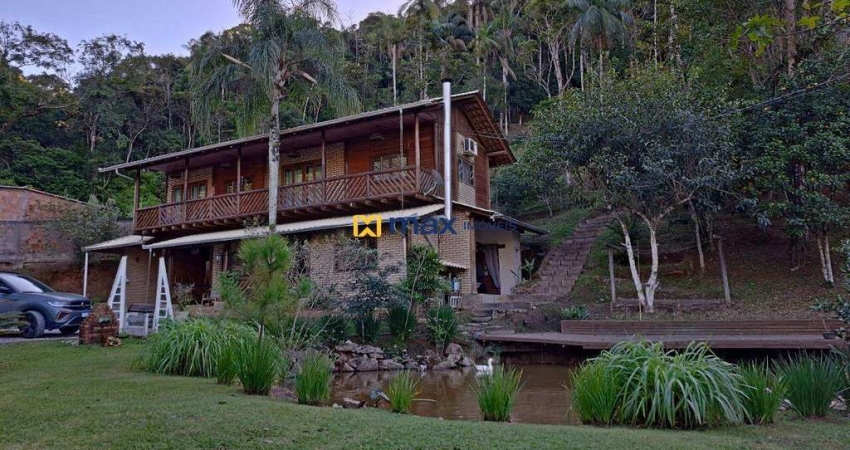 Sítio com 3.264m² localizado no Rio do Meio em Camboriú