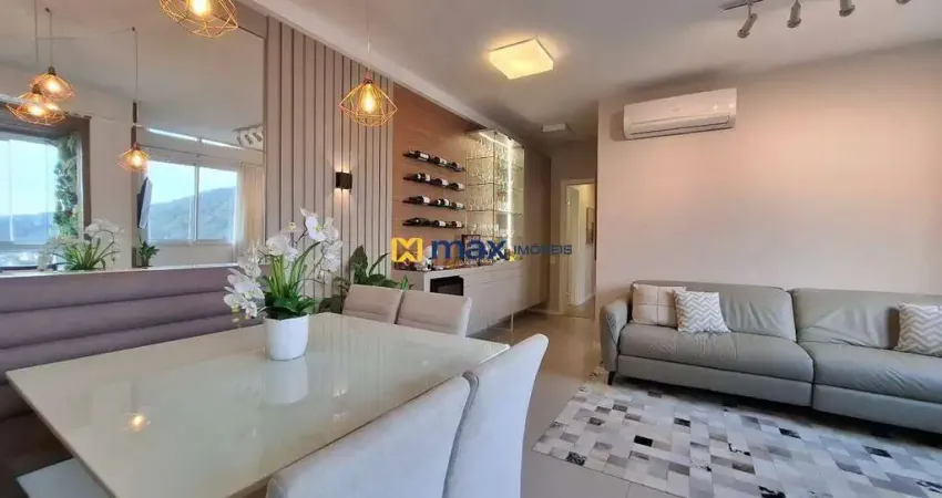 Excelente apartamento mobiliado com 3 quartos (1 suíte) à venda no bairro Centro em Itajaí