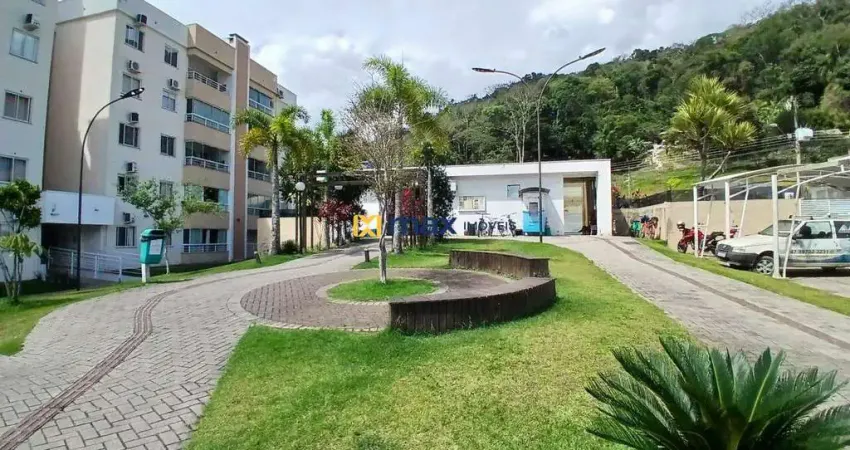 Apartamento semi mobiliado com 2 quartos à venda no bairro espinheiros em itajaí