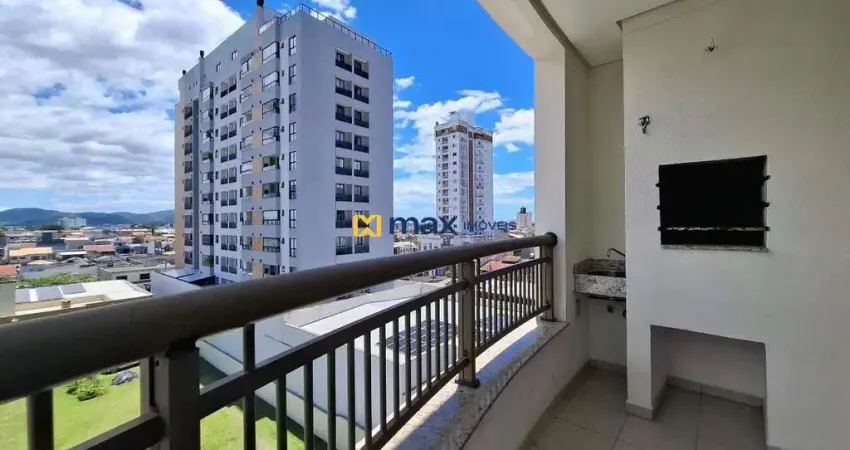 Apartamento com 2 quartos (1 suíte) e 2 vagas de garagem à venda no bairro são joão em itajaí