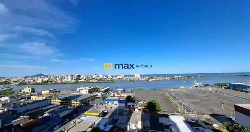 Amplo apartamento com 4 quartos (2 suítes e 1 demi-suíte,) à venda no bairro centro em itajaí