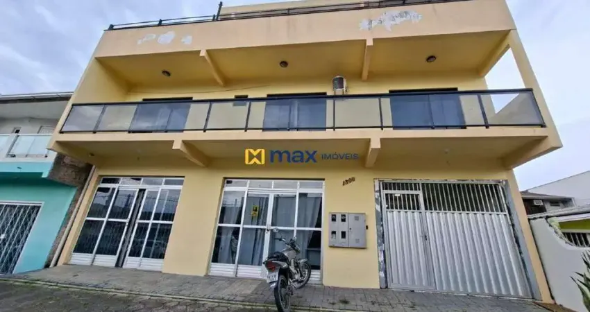 Apartamento semi mobiliado 1 suíte + 2 quartos. bairro são vicente, itajai.