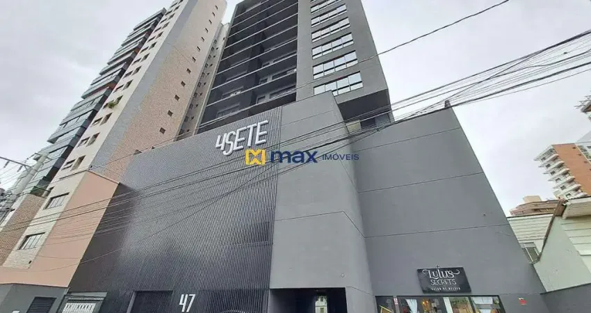 Apartamento novo mobiliado, com 1 dormitório. bairro: centro, itajaí.