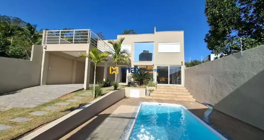 Casa com piscina mobiliada, 4 dormitórios sendo 2 suítes na fazendinha - itajaí