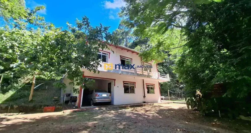 Casa à venda em Cabeçudas, Itajaí – 3 quartos, 3 banheiros, 1 vaga